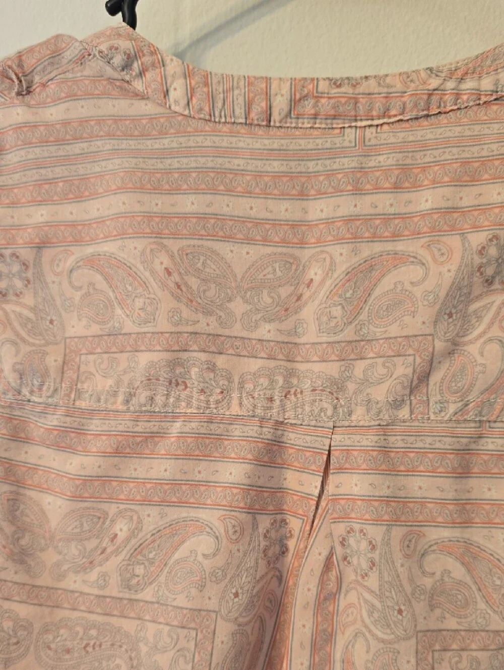 Universal Thread Pink Paisley Ruffle Front Blouse - Picture 6 of 8